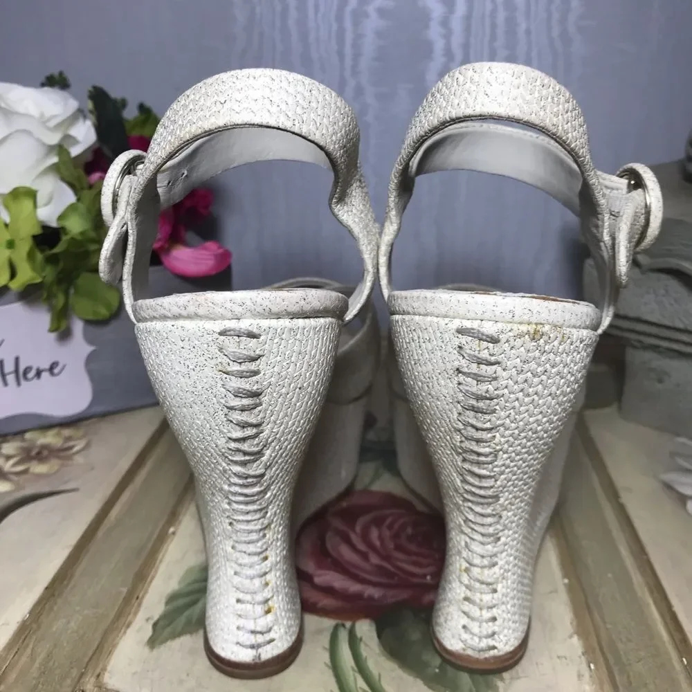 Alice & Olivia Juliet Metallic Platform Wedges Sz 40